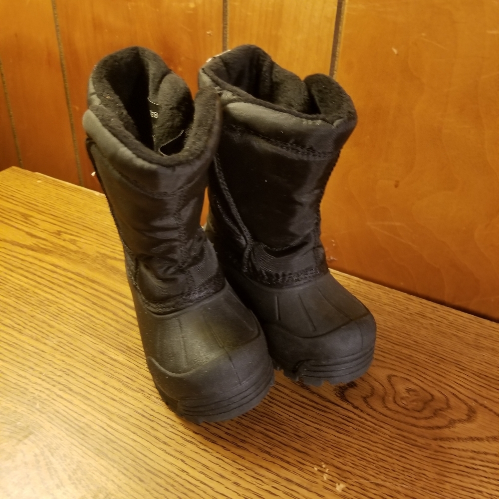 Northside flurries snow boots